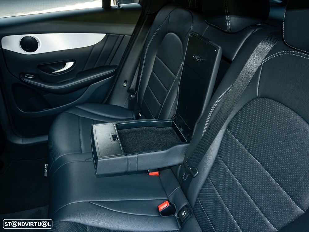Mercedes-Benz GLC 250 d 4Matic 9G-TRONIC AMG Line - 23