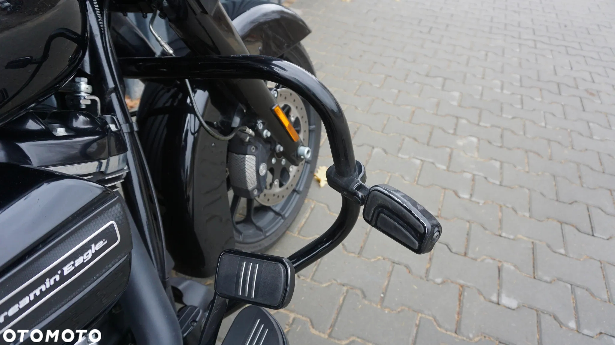 Harley-Davidson Touring Street Glide - 22
