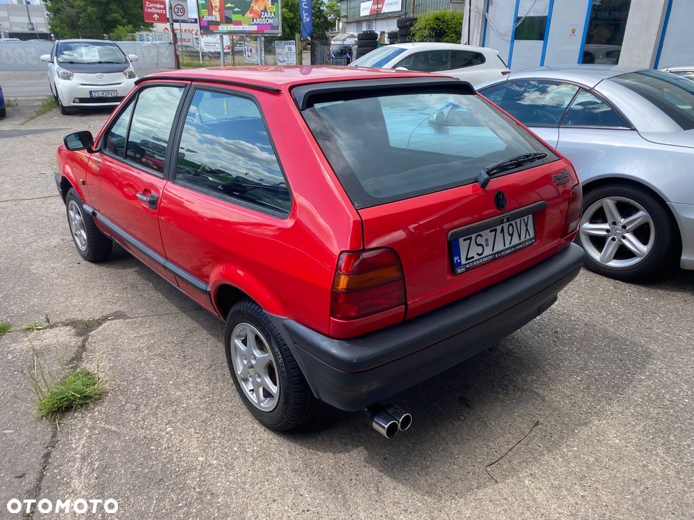 Volkswagen Polo - 12