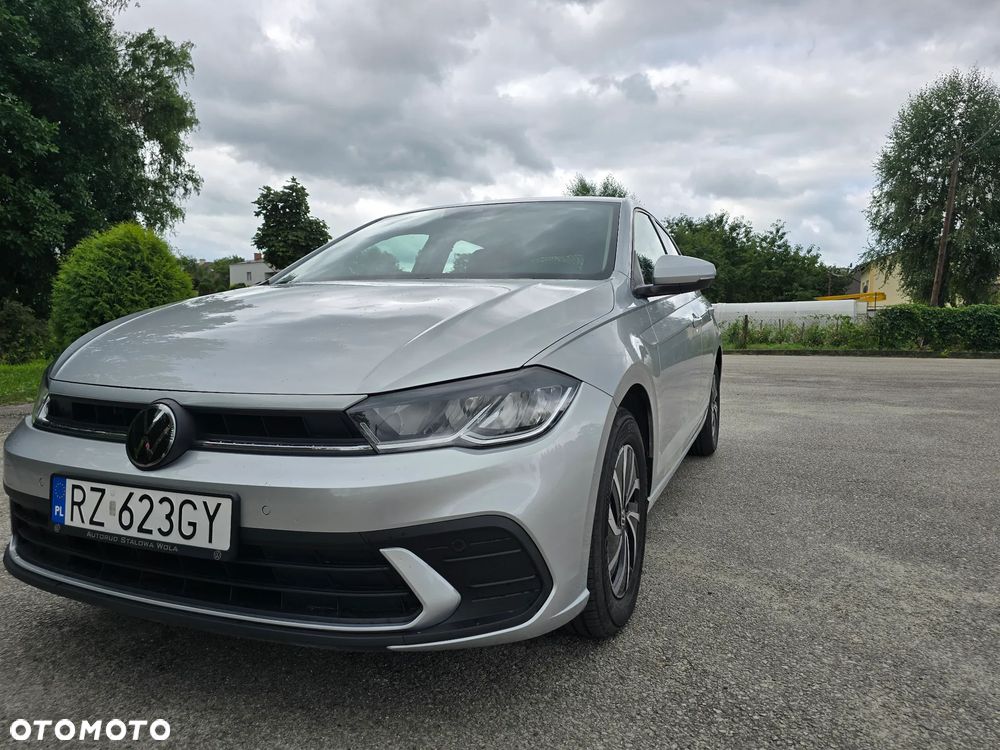 Volkswagen Polo - 2