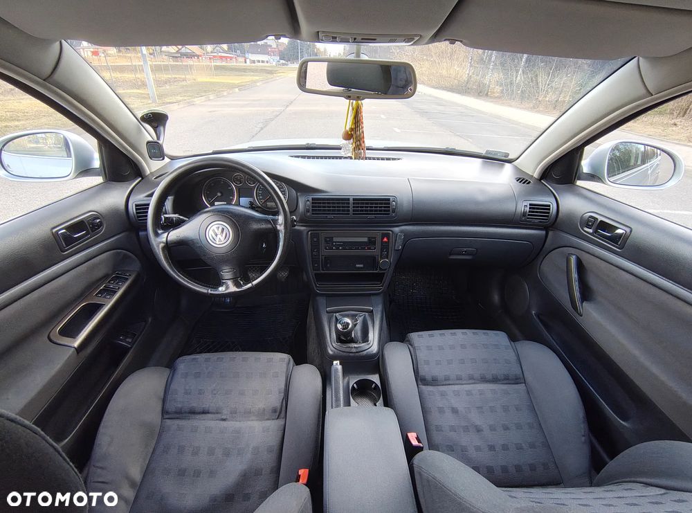 Volkswagen Passat - 7
