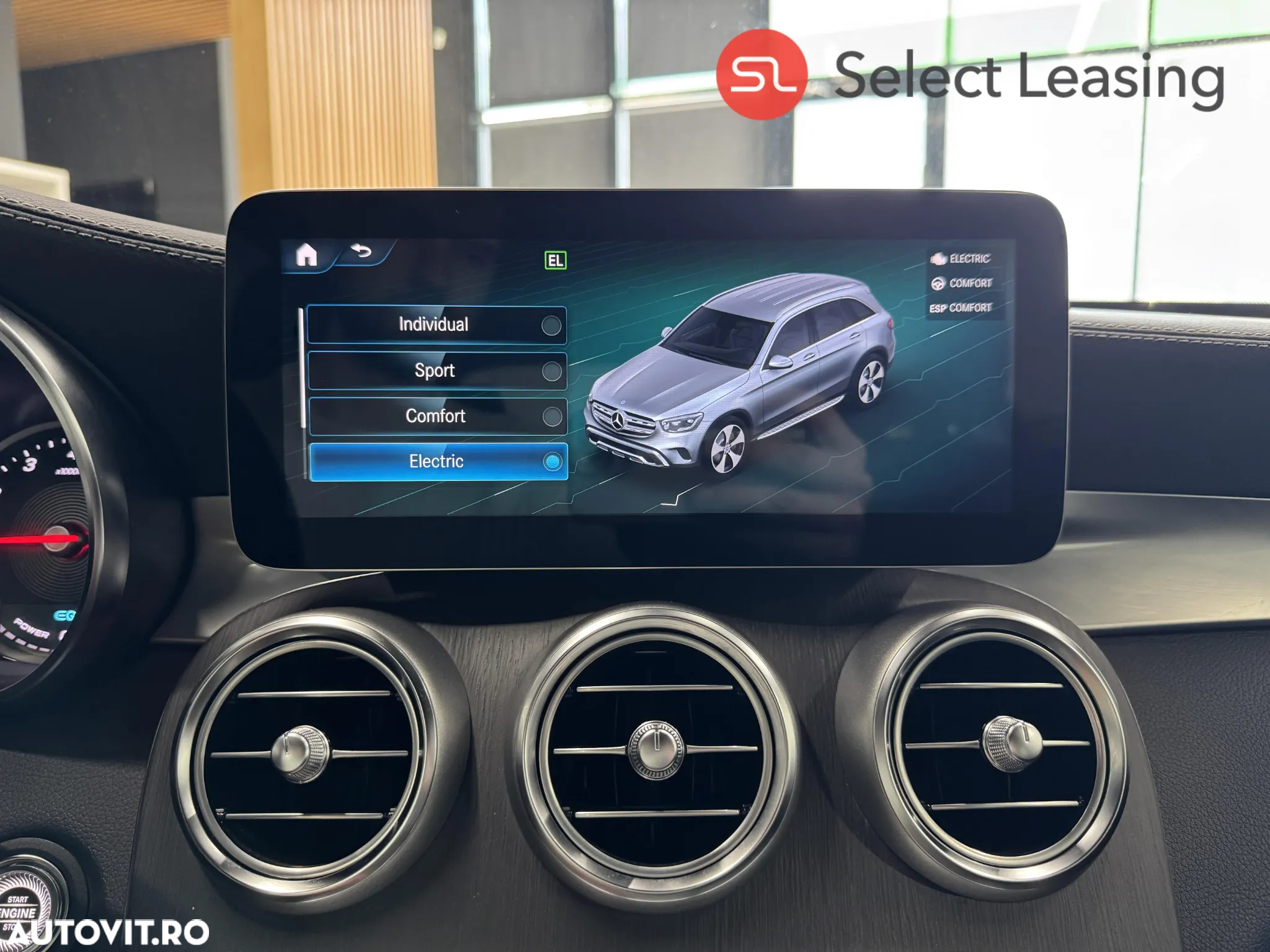 Mercedes-Benz GLC 300 e 4Matic 9G-TRONIC - 22