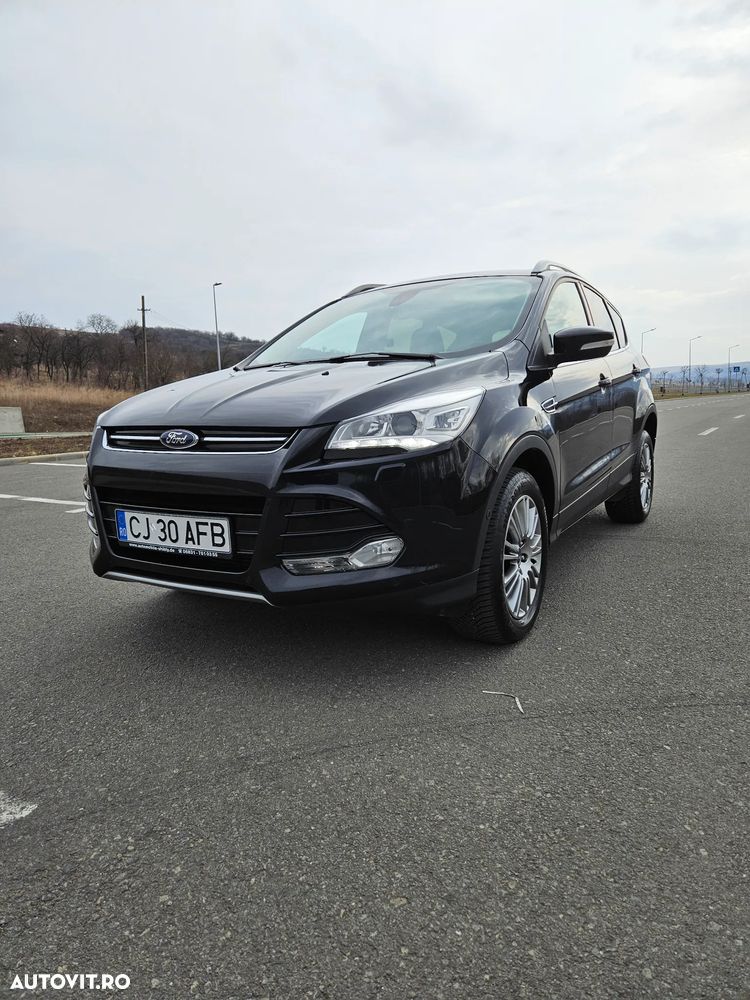 Ford Kuga 2.0 TDCi Powershift 4WD Titanium - 3