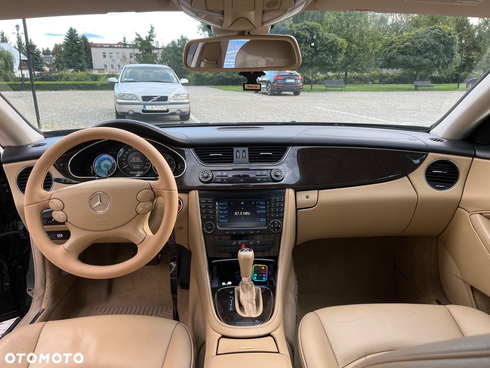 Mercedes-Benz CLS - 16