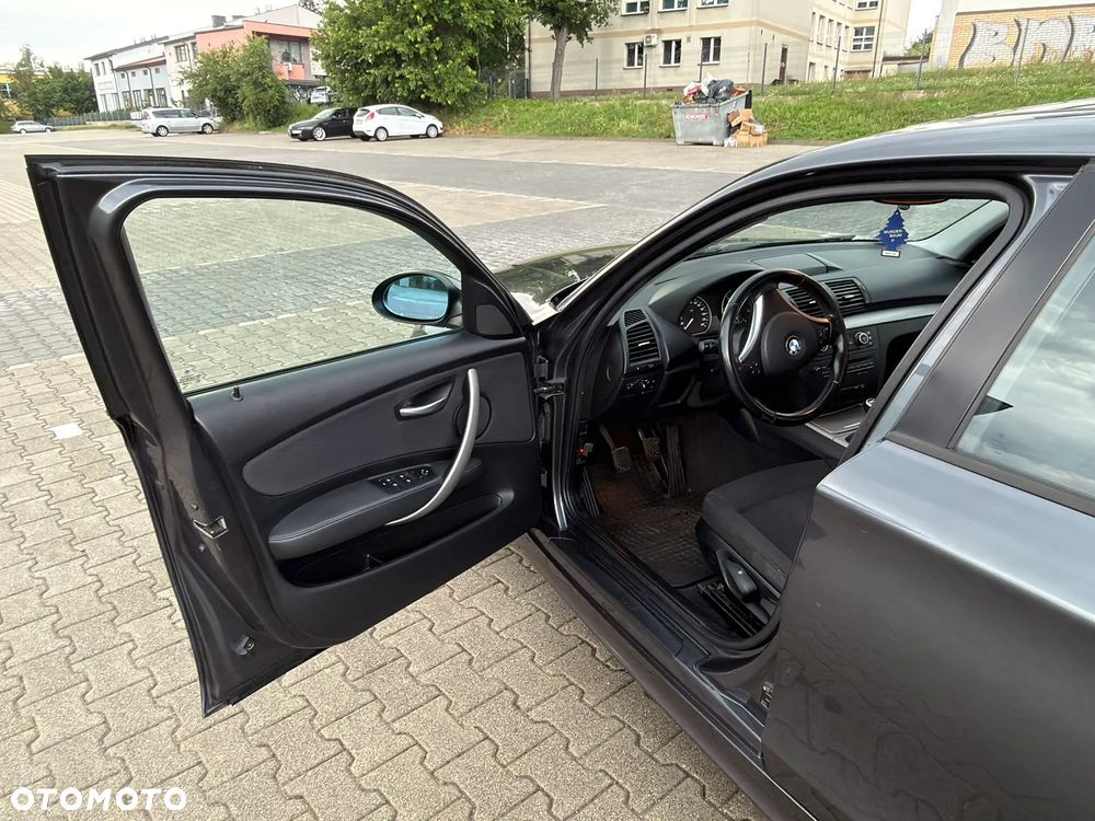 BMW Seria 1 - 15