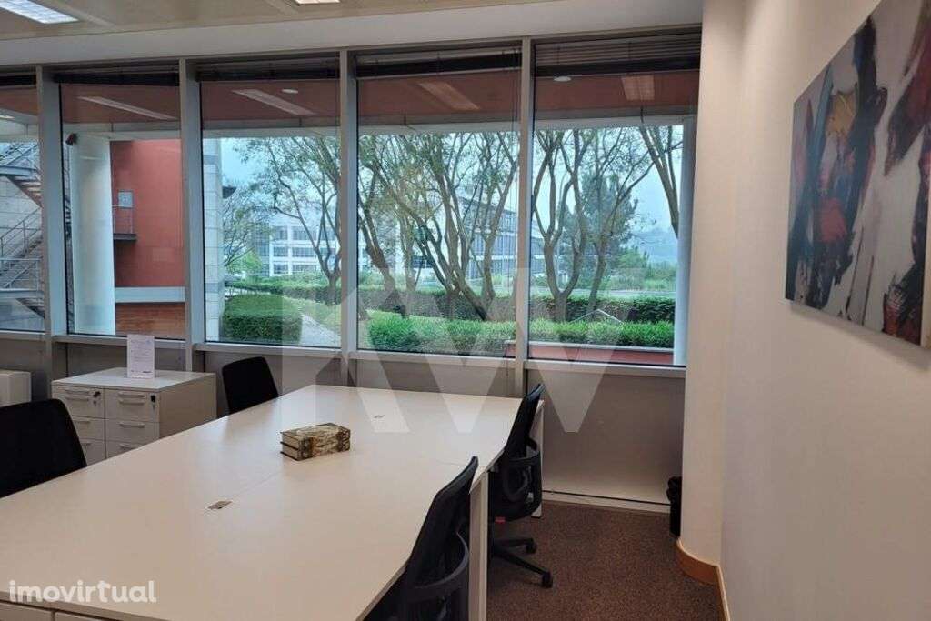 Escritório com 36 m2 na Quinta da Fonte com todas as soluções para o s - Grande imagem: 4/14