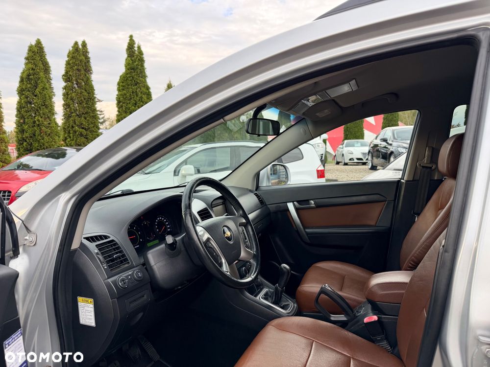 Chevrolet Captiva 2.0 d LS - 10