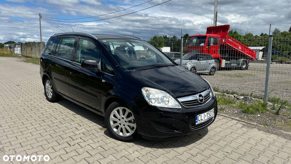 Opel Zafira 1.8 Sport - 2