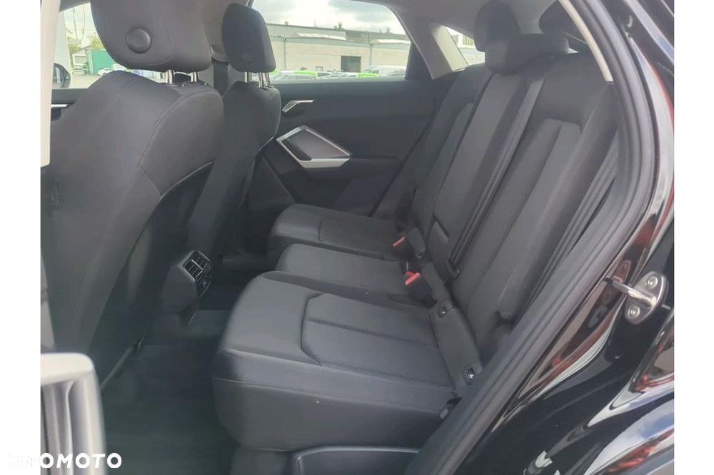 Audi Q3 Sportback 35 TDI S tronic - 6