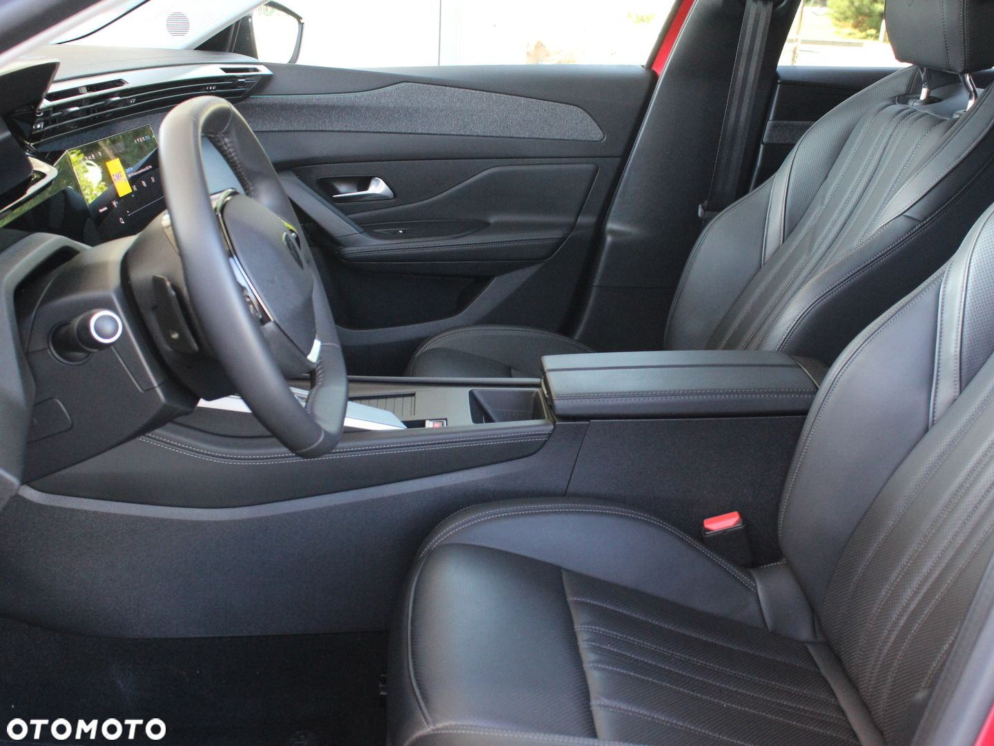 Peugeot 408 1.2 PureTech Allure Pack S&S EAT8 - 16