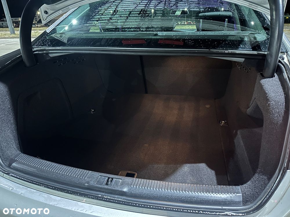 Audi A4 Limousine 2.0 TDI DPF Attraction - 11