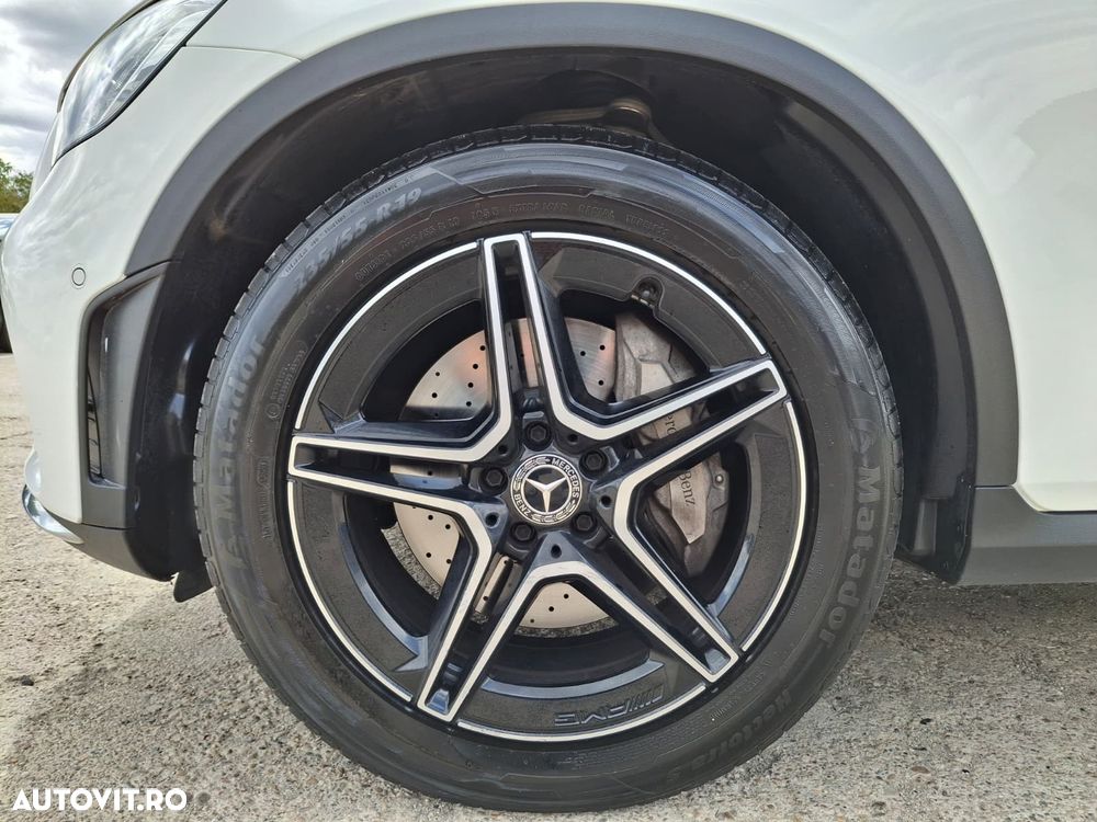 Mercedes-Benz GLC Coupe 220 d 4Matic 9G-TRONIC - 28