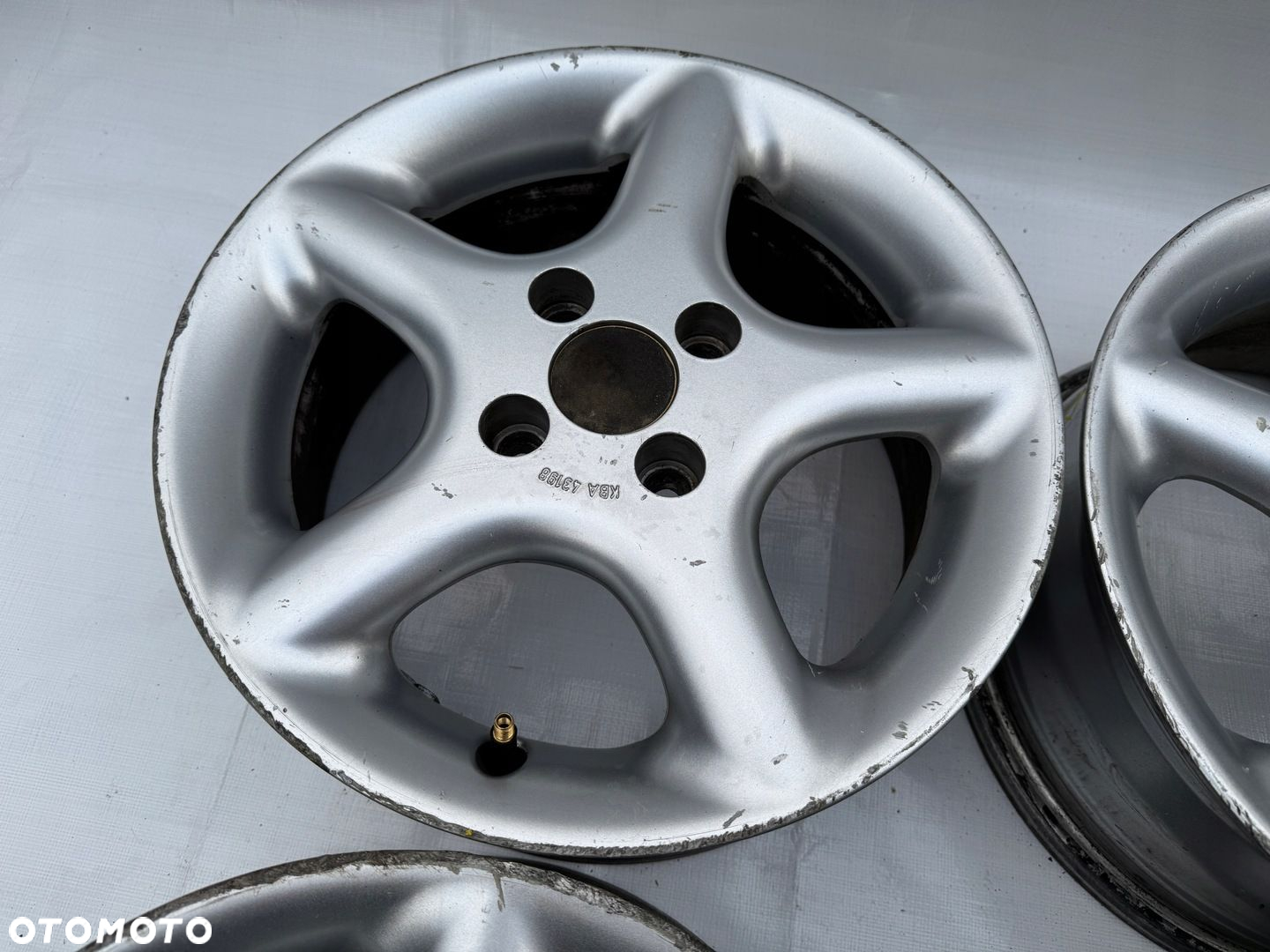 Felgi Fiat 4x98 6J 14" ET38 579 - 3