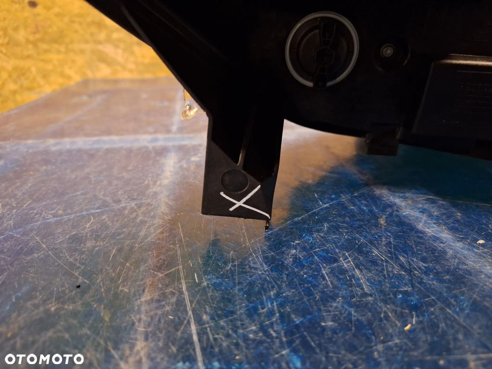 Lampa prawa lewa przednia opel Vivaro III lift 24 r - 8