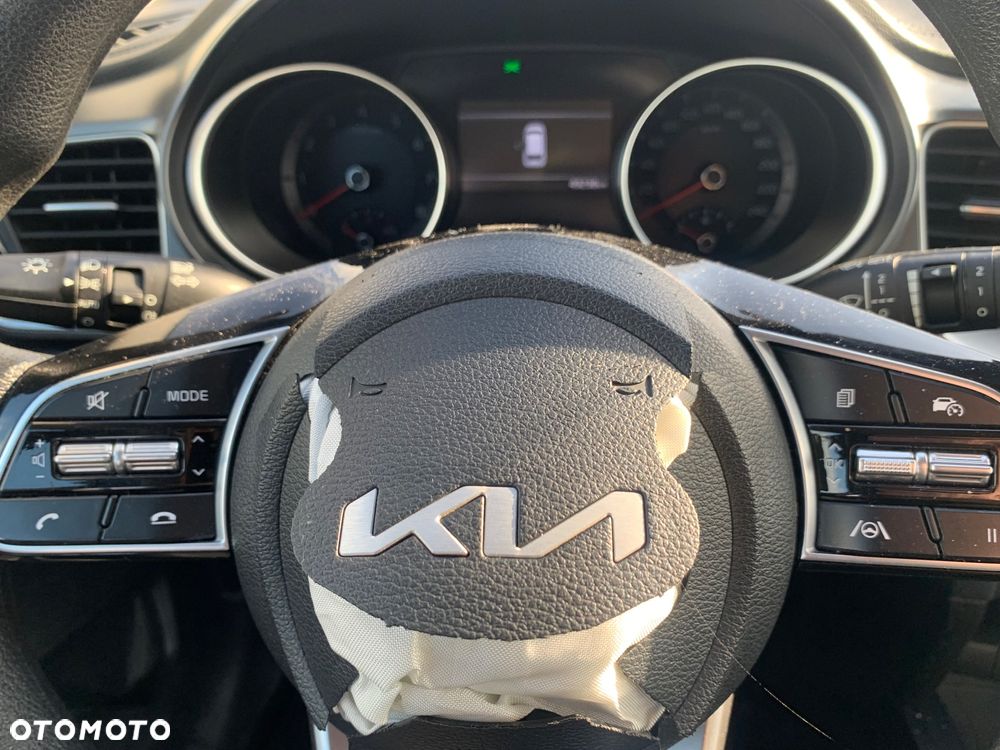 Kia Ceed - 15