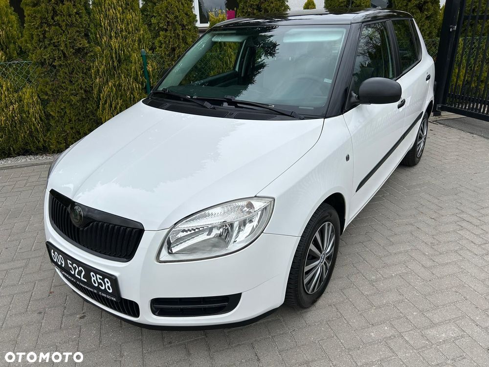 Skoda Fabia 1.2 HTP STYLE EDITION - 23