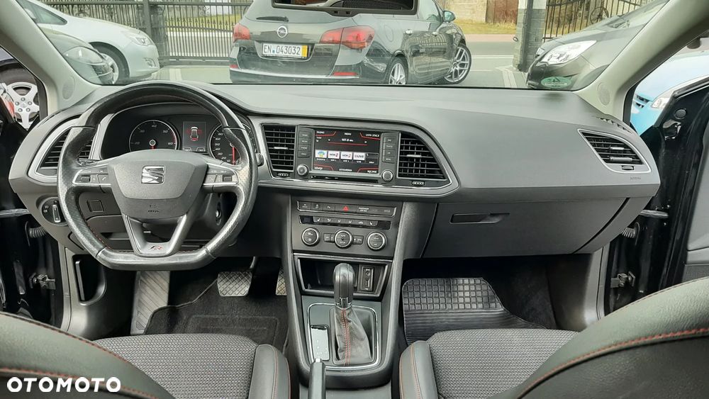 Seat Leon 2.0 TDI DPF DSG FR - 17