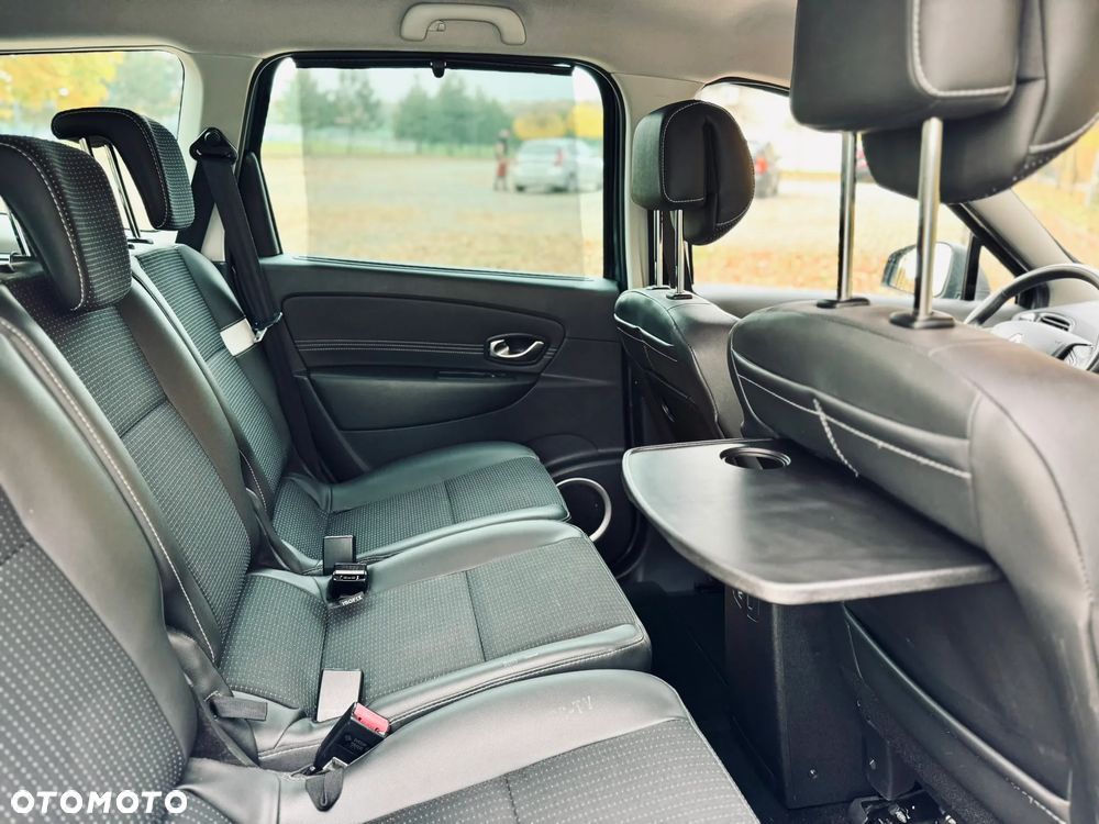 Renault Scenic TCe 130 Dynamique - 10