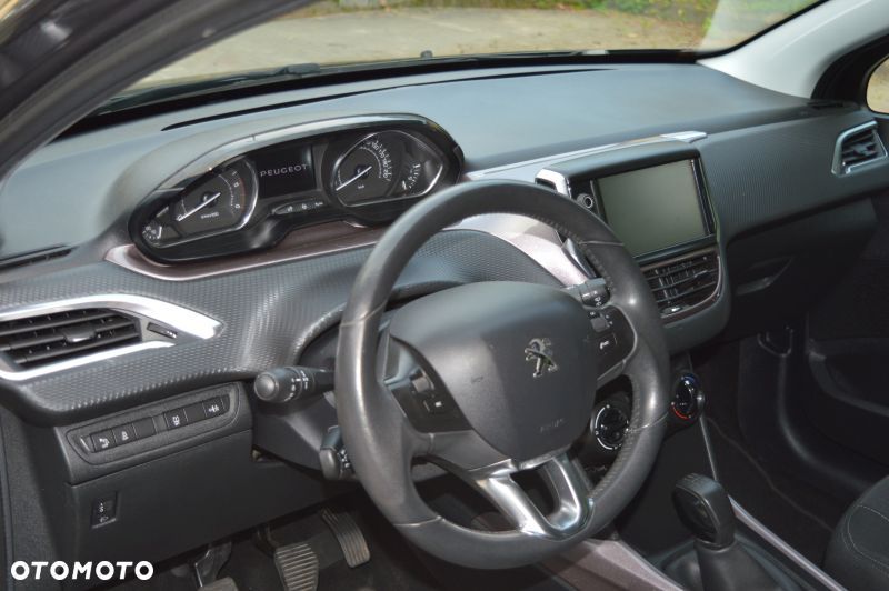 Peugeot 2008 - 13