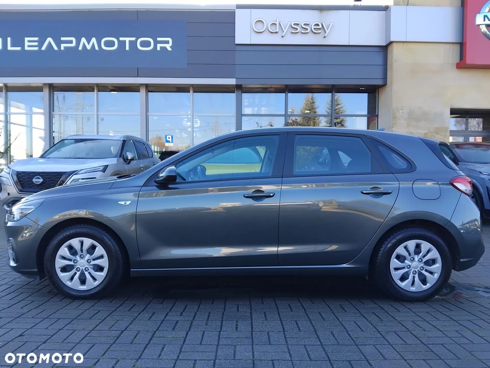 Hyundai i30 1.5 DPI Classic + - 3