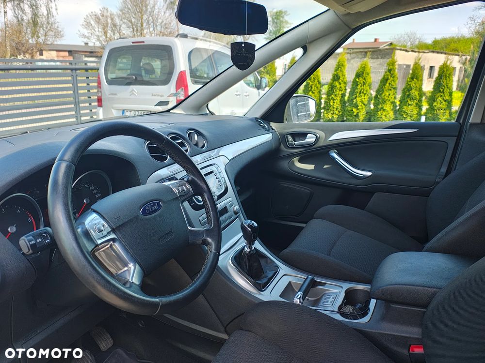 Ford S-Max 2.0 TDCi DPF Ambiente - 3