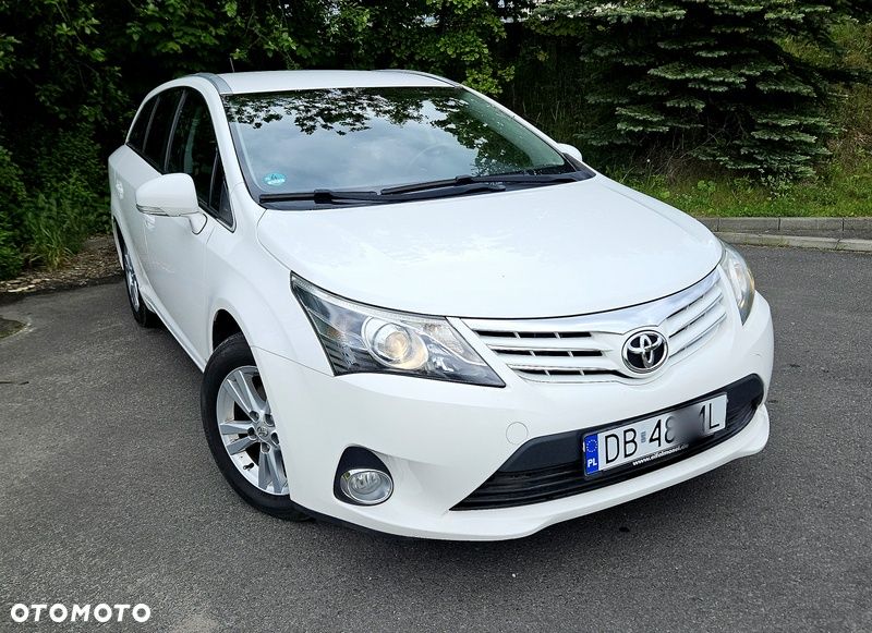 Toyota Avensis 2.0 D-4D Premium - 1