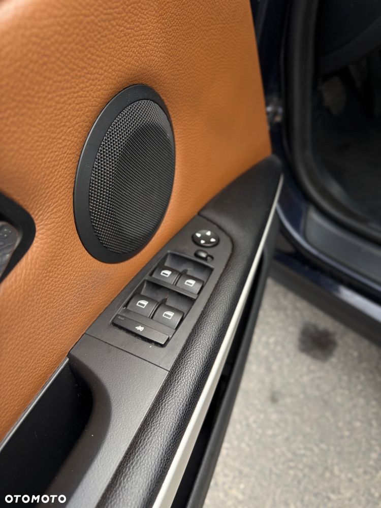 BMW Seria 3 318d - 13