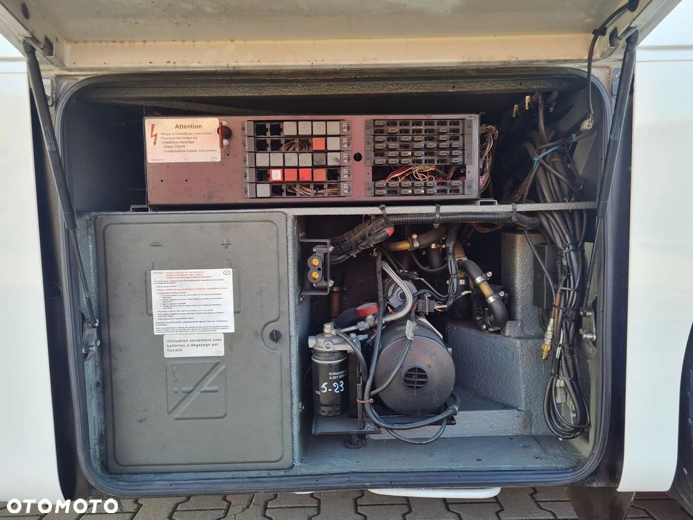 Mercedes-Benz INTOURO - 25