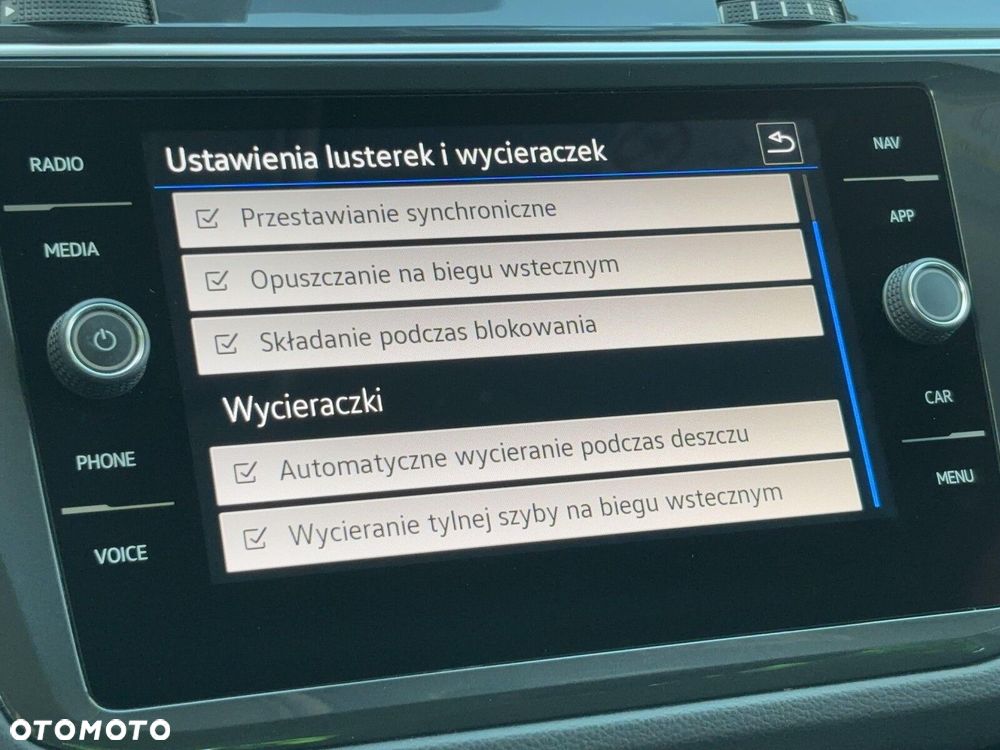 Volkswagen Tiguan 1.5 TSI EVO Elegance DSG - 37