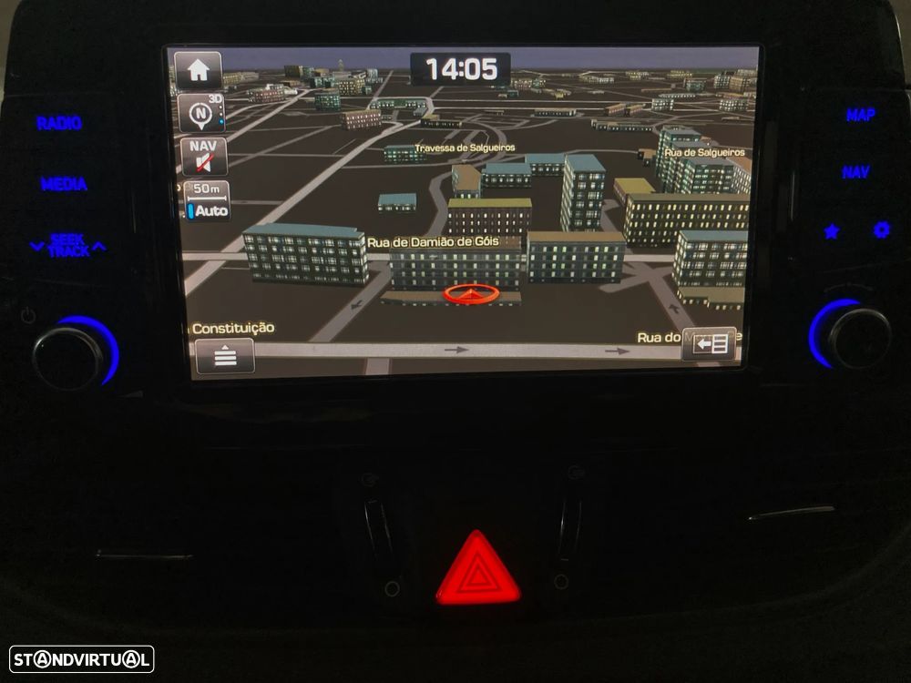 Hyundai i30 SW 1.6 CRDi Comfort+Navi - 9