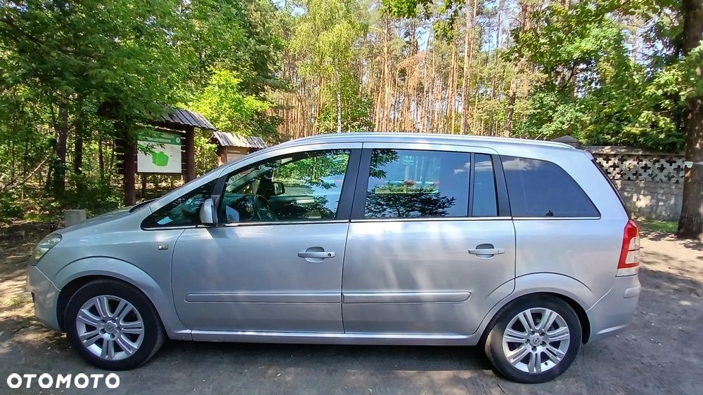 Opel Zafira 1.8 Enjoy EU5 - 2