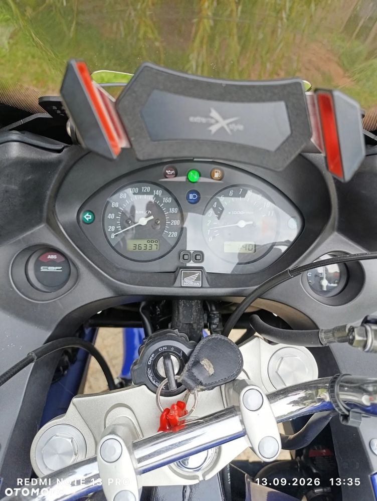 Honda CBF - 4
