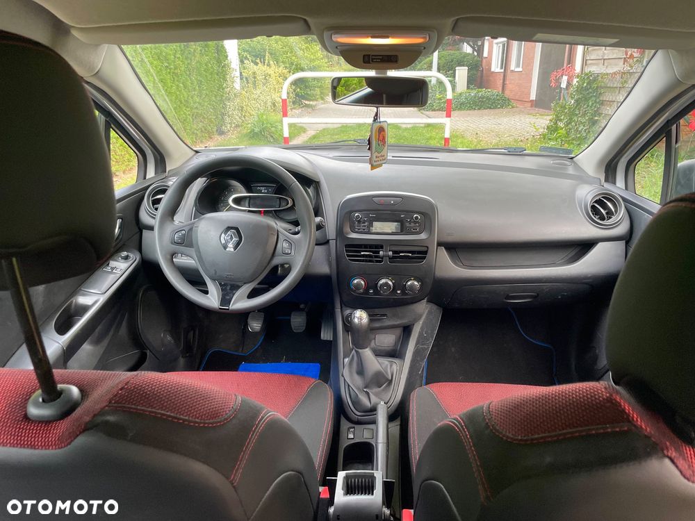 Renault Clio - 7