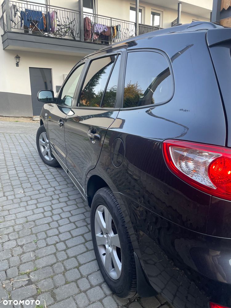 Hyundai Santa Fe - 3