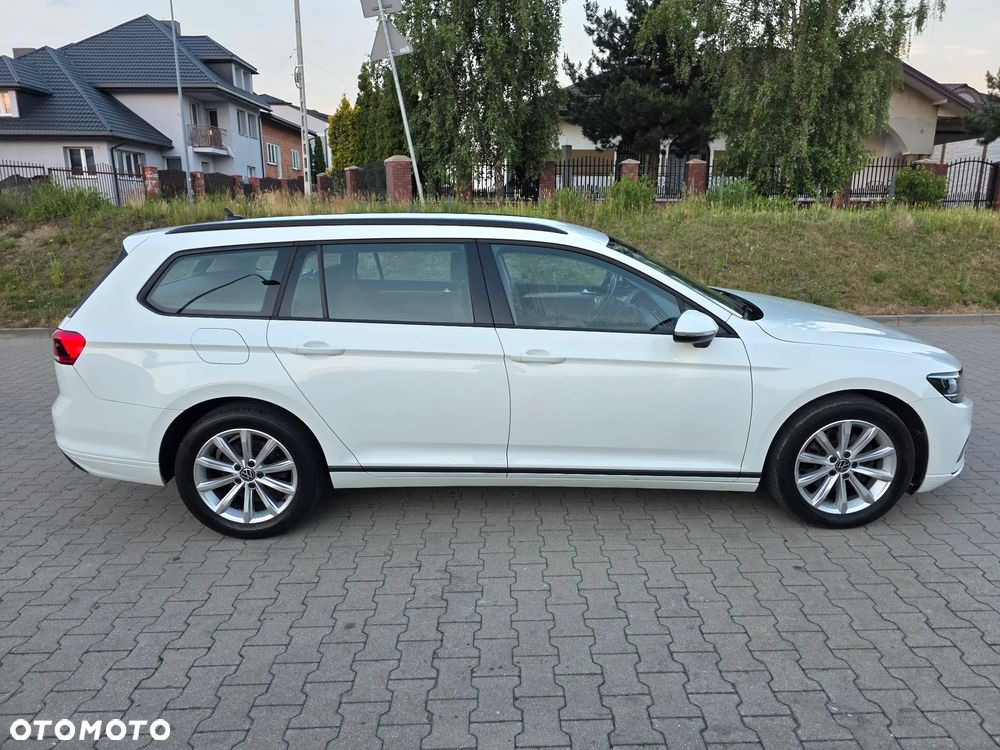 Volkswagen Passat - 9