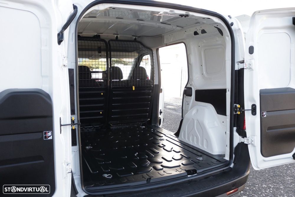 Fiat Doblo Cargo 1.6 M-Jet Easy 3Lug 105cv - 14