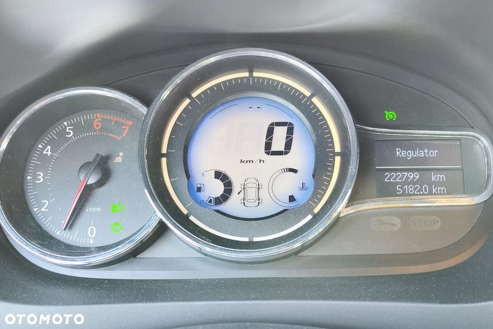Renault Fluence - 5