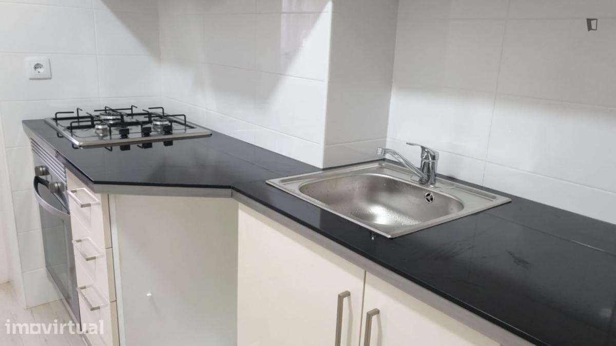 Apartamento com 1 quartos - localizado em Rato Lisbon - Grande imagem: 3/10