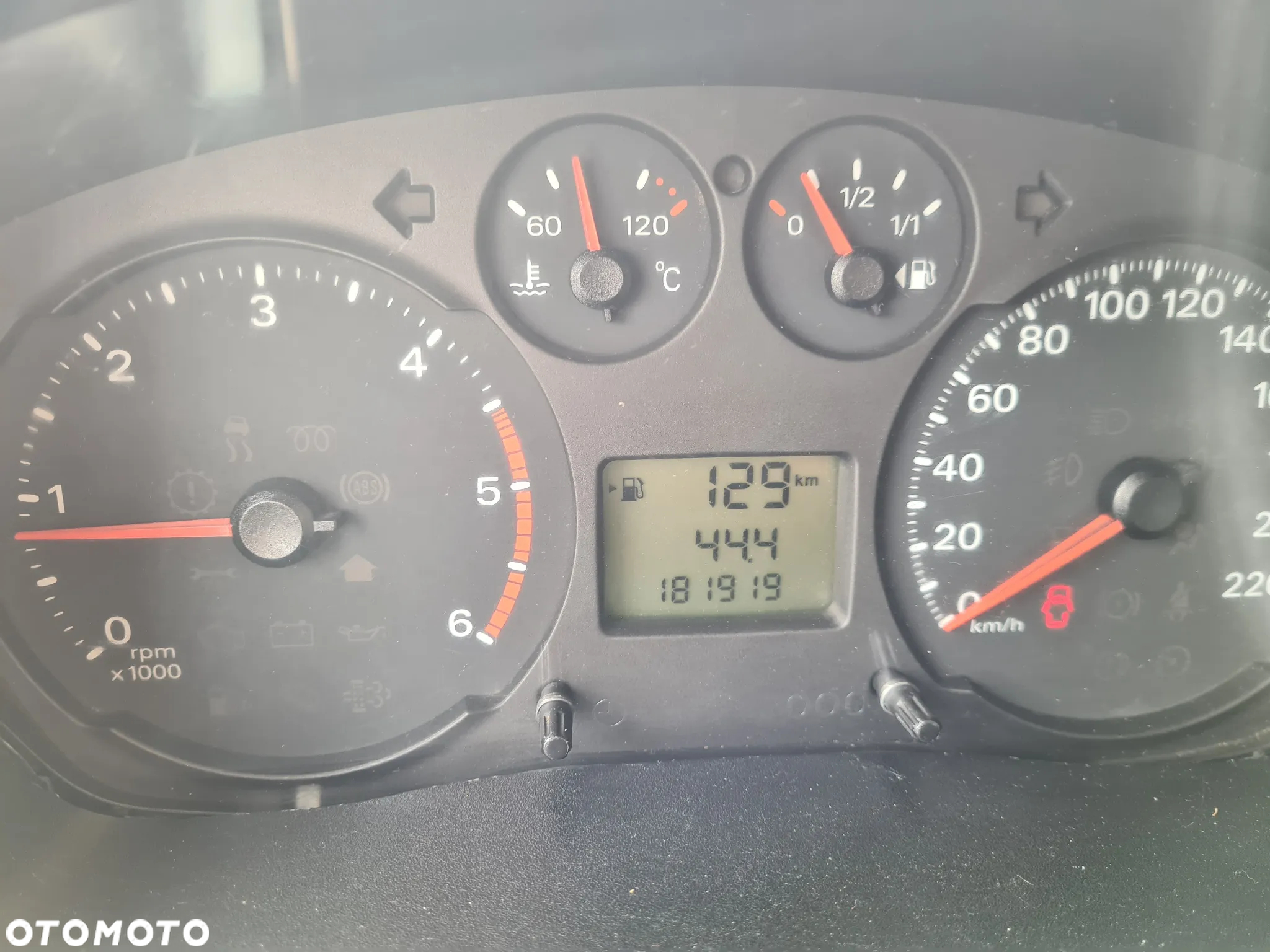 Ford Transit - 17