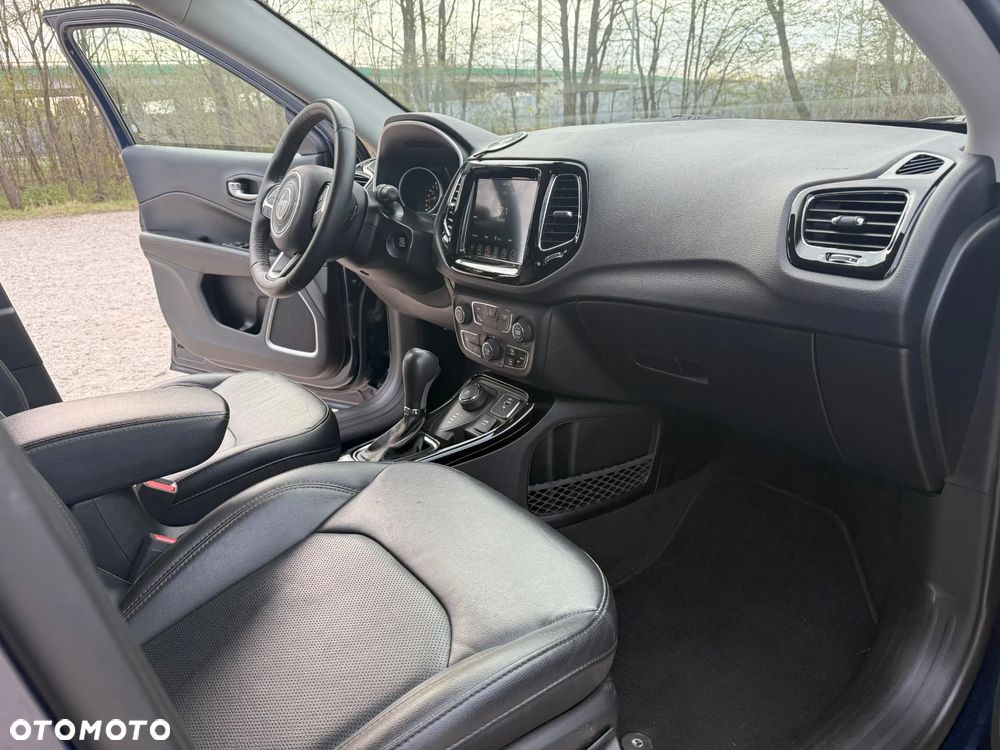 Jeep Compass - 13