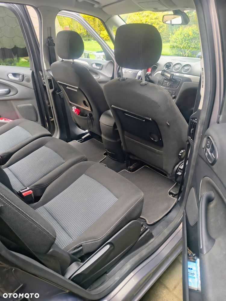 Ford Galaxy 2.0 TDCi Trend - 11