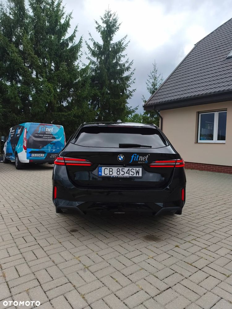 BMW Seria 5 520d xDrive mHEV - 16
