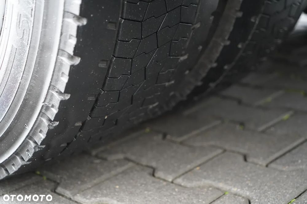 Volvo FH 460 / 6x2 / FIRANKA- 7,7 m / DACH PODNOSZONY / I-SAVE / KLIMA POSTOJOWA / OŚ PODNOSZONA SKRĘTNA / - 17