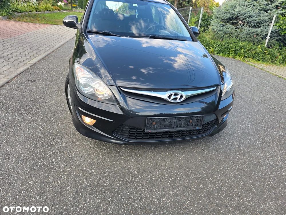 Hyundai i30 1.4 Base + World Cup - 23