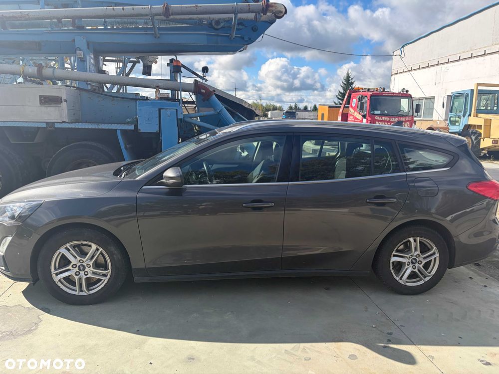 Ford Focus - 1