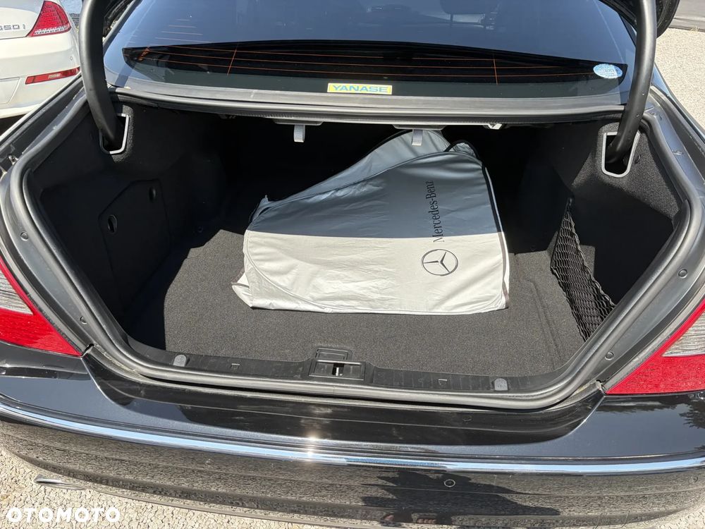 Mercedes-Benz Klasa E 350 Avantgarde Sport Edition AMG - 32