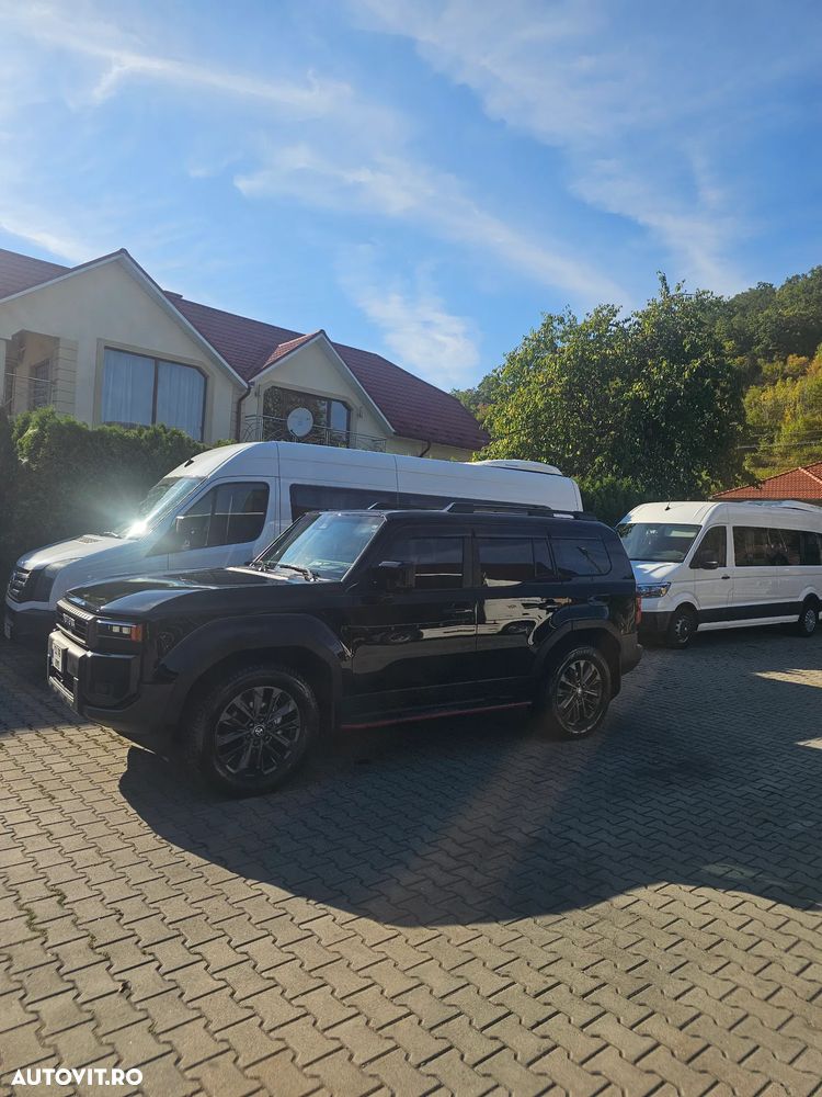 Toyota Land Cruiser 250 - 10