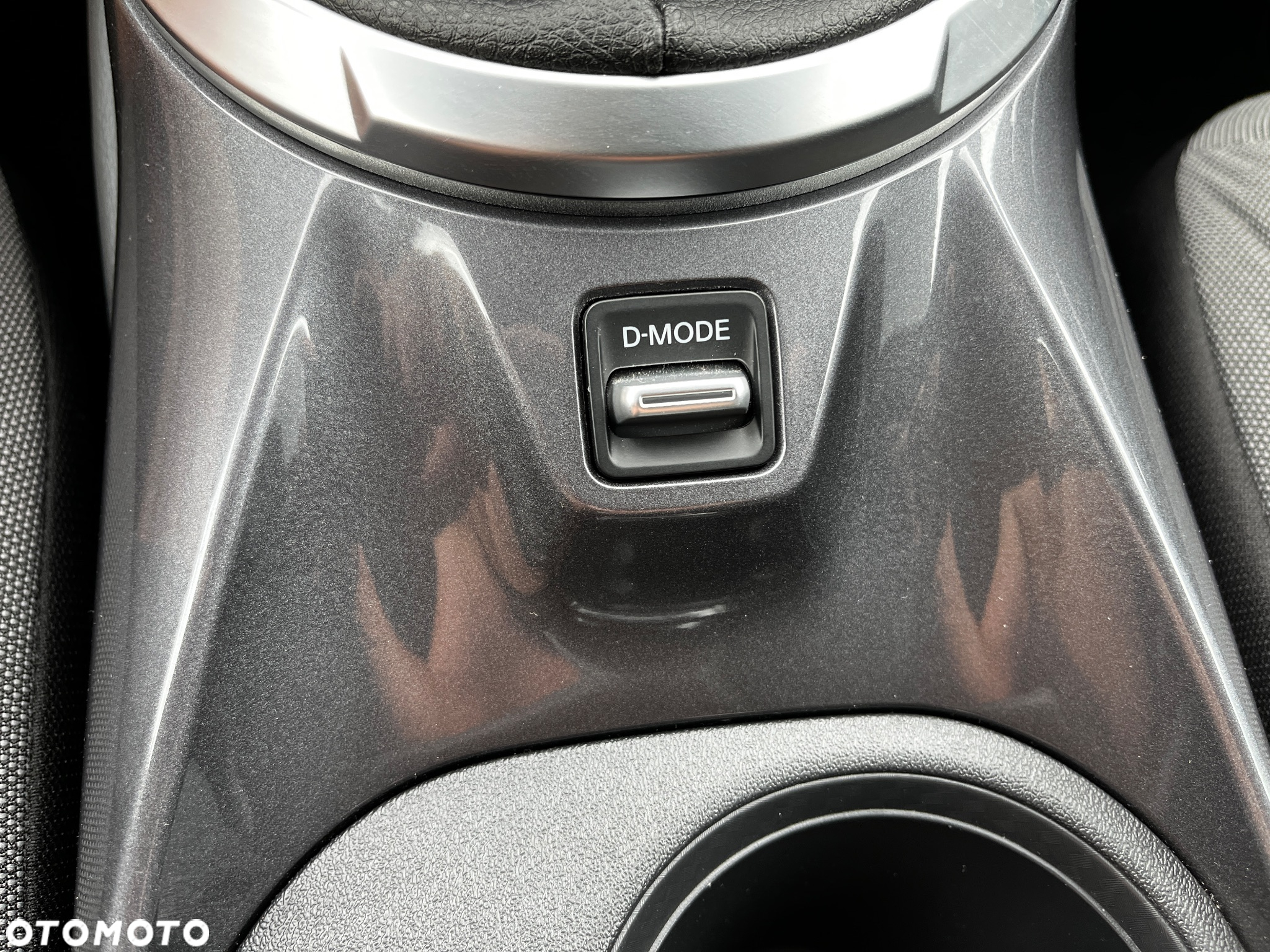 Nissan Juke 1.0 DIG-T N-Connecta - 37