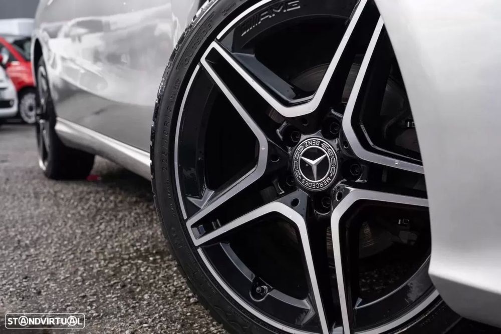 Mercedes-Benz CLA 180 d Shooting Brake - 7