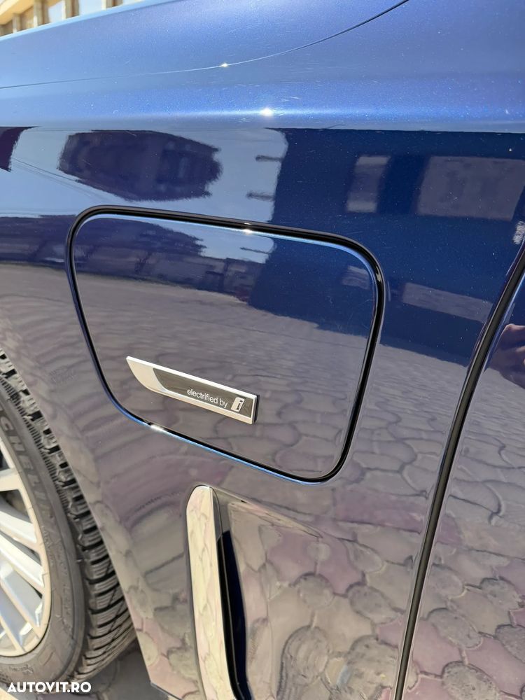 BMW Seria 7 745Le - 17